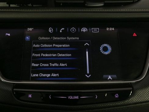 Used 2017 Cadillac XT5 Luxury w/ Driver Awareness Package image 25