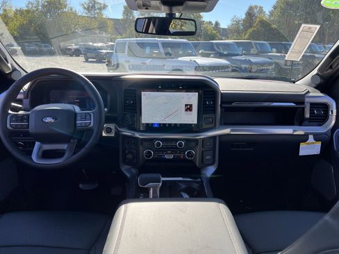 New 2025 Ford F150 Lariat w/ Equipment Group 502A High image 23