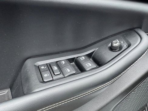 Used 2023 Jeep Grand Cherokee L Laredo image 18