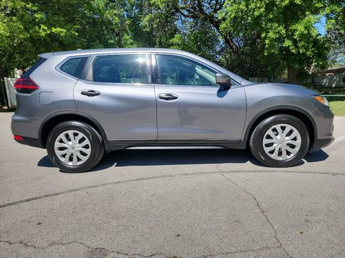 Used 2018 Nissan Rogue S FWD image 8