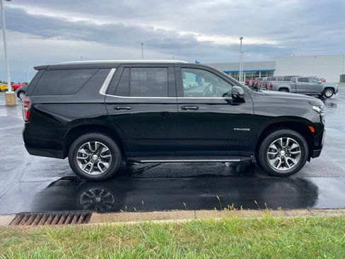 Used 2022 Chevrolet Tahoe LT w/ LT Signature Package AWD/4WD image 6
