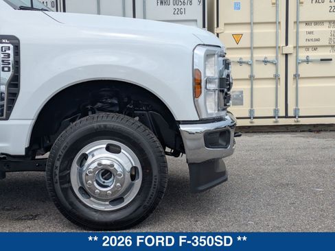 New 2026 Ford F350 XL w/ XL Chrome Package AWD/4WD image 13