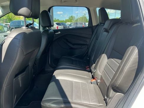 Used 2015 Ford Escape Titanium w/ Equipment Group 301A AWD/4WD image 18