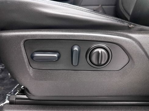 Used 2019 GMC Sierra 1500 SLT w/ SLT Premium Plus Package image 28