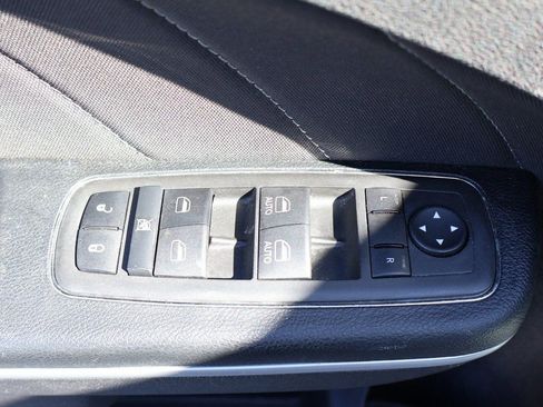 Used 2022 Dodge Charger SXT image 39