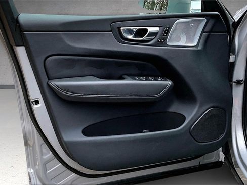 Certified 2023 Volvo XC60 B5 Ultimate image 20