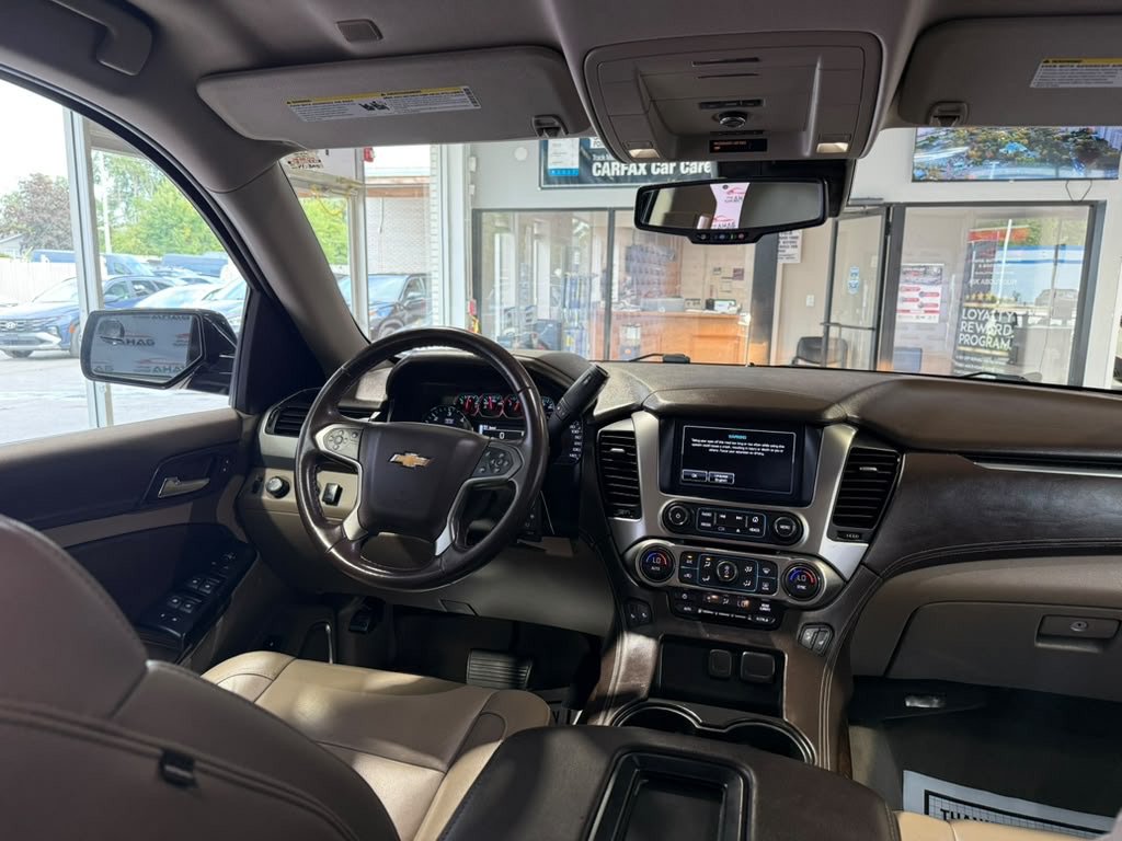 Used 2020 Chevrolet Suburban LT AWD/4WD image 20