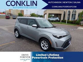 Used 2023 Kia Soul LX w/ LX Technology Package FWD video 1