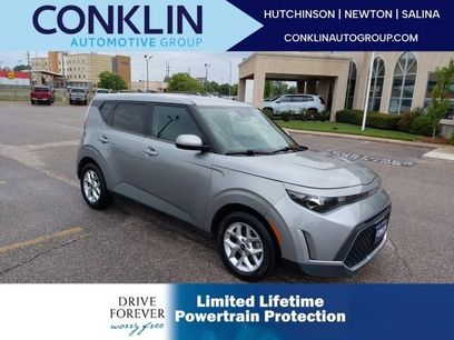 Used 2023 Kia Soul LX w/ LX Technology Package