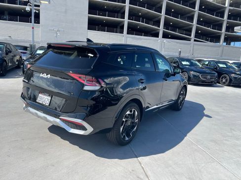 Used 2023 Kia Sportage SX image 3