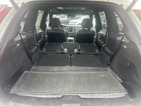 Used 2021 Volvo XC90 T6 Inscription w/ Lounge Package AWD/4WD image 12