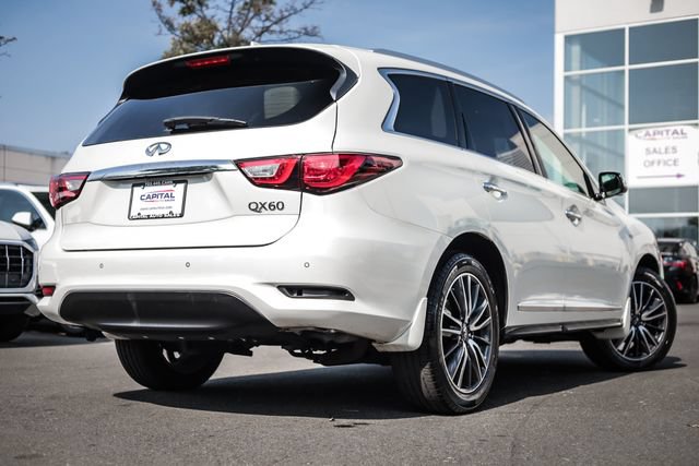 Used 2017 INFINITI QX60 Luxe w/ Deluxe Technology Package AWD/4WD image 19