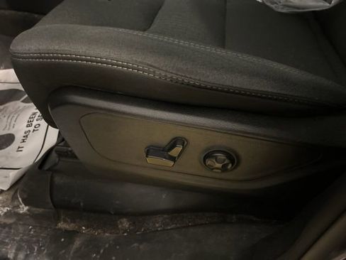 Used 2020 RAM 1500 Big Horn image 6