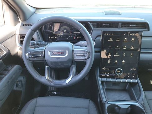 New 2026 GMC Terrain AT4 w/ Technology Package II AWD/4WD image 8
