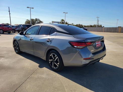 Used 2024 Nissan Sentra SV image 7