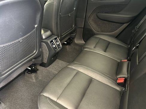Used 2025 Volvo XC40 B5 Plus AWD/4WD image 14