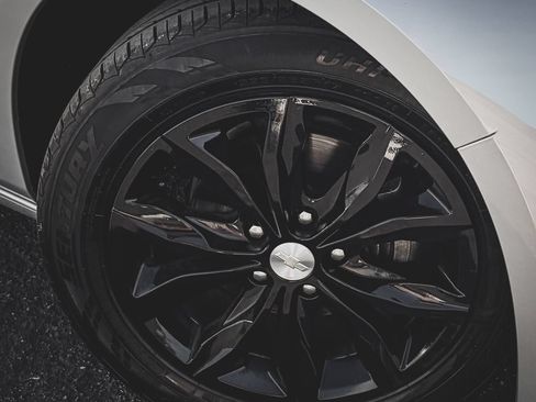 Used 2020 Chevrolet Malibu LT FWD image 25