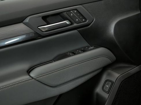 New 2026 GMC Terrain AT4 w/ Convenience Package III image 5