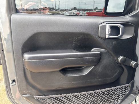 Used 2020 Jeep Wrangler Unlimited Sport image 5