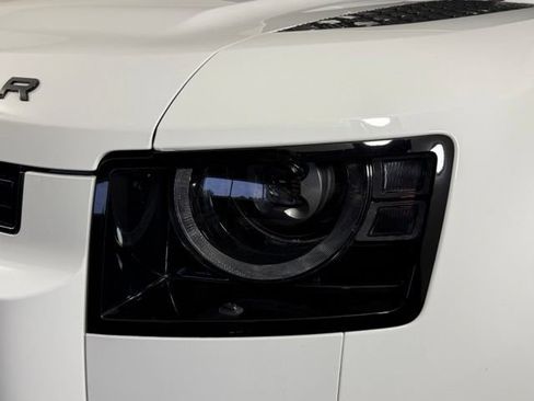 Used 2023 Land Rover Defender 110 S AWD/4WD image 10