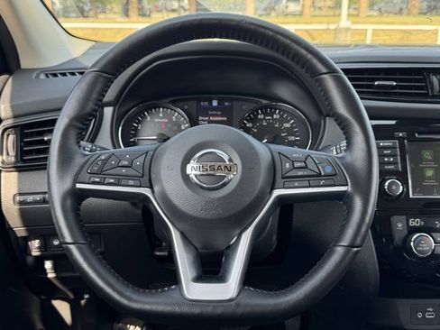 Used 2021 Nissan Rogue Sport SL w/ Premium Package FWD image 13