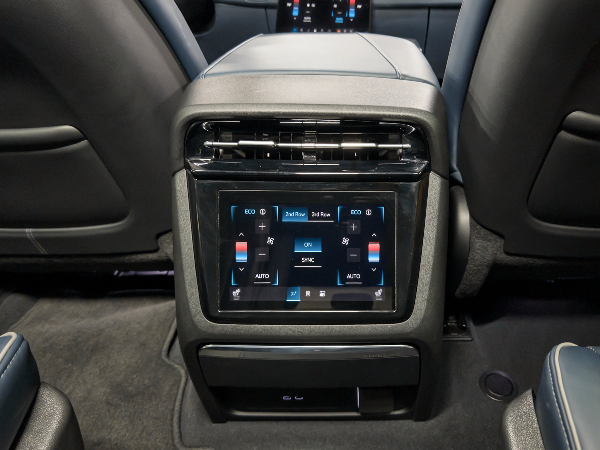 Used 2025 Cadillac Escalade IQ Sport 2 AWD/4WD image 24