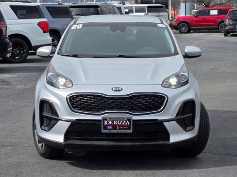 Used 2020 Kia Sportage LX image 2