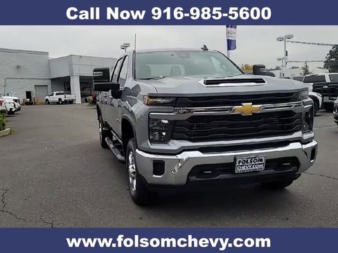 New 2026 Chevrolet Silverado 2500 LT image 3