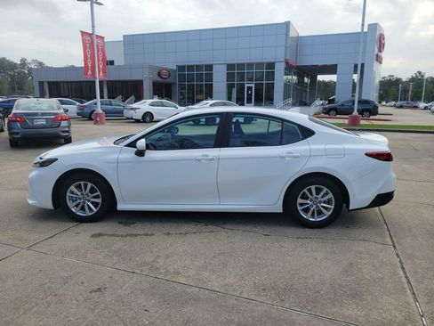 Certified 2025 Toyota Camry LE FWD image 2