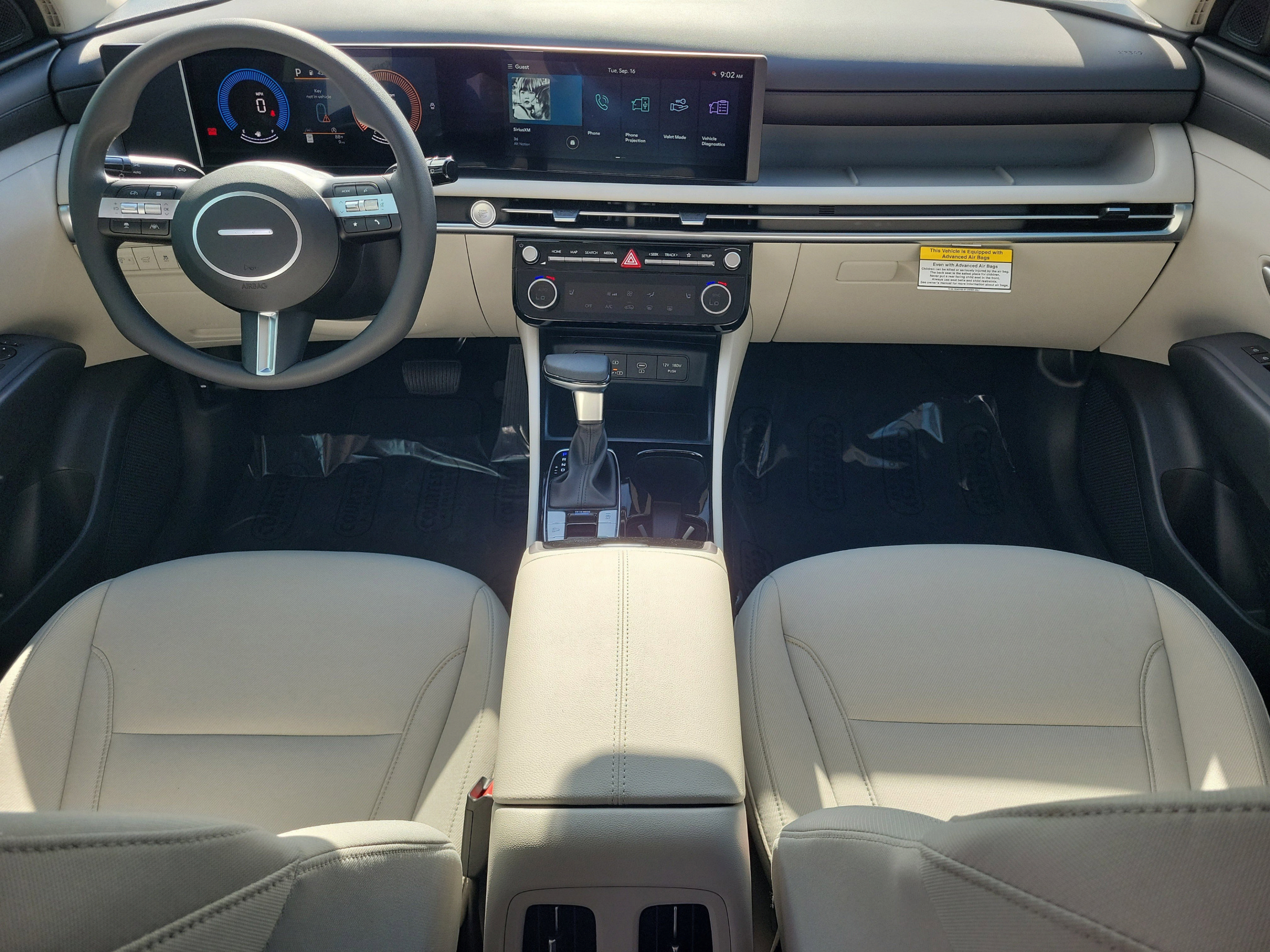 New 2026 Hyundai Tucson SEL Plus FWD image 12
