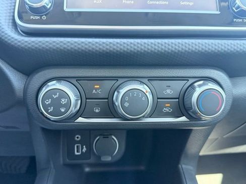 Certified 2025 Nissan Kicks Play S image 15