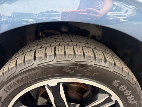 Used 2019 Ford Expedition Limited w/ Special Edition Package AWD/4WD image 12