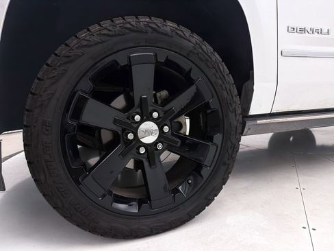 Used 2016 GMC Yukon Denali w/ Open Road Package image 15