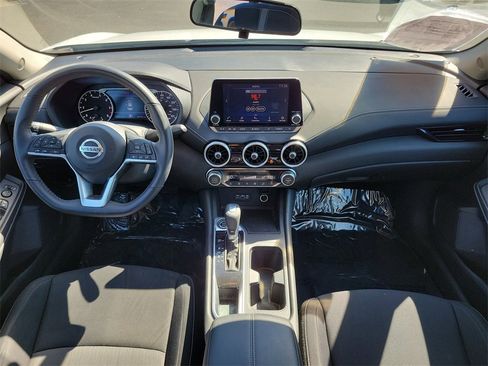 Used 2021 Nissan Sentra SV image 13