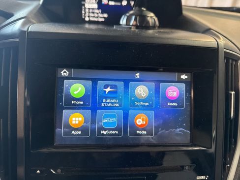 Used 2020 Subaru Forester Premium image 23