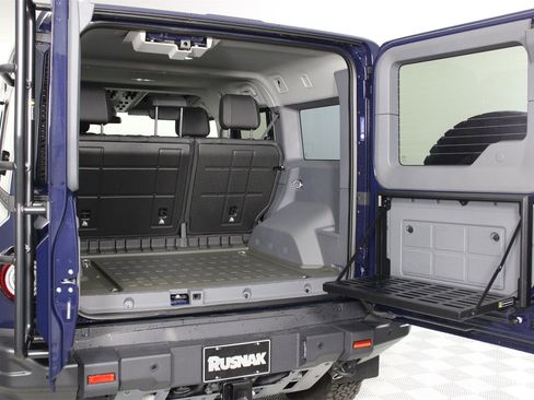 New 2025 INEOS Grenadier Fieldmaster Edition image 21