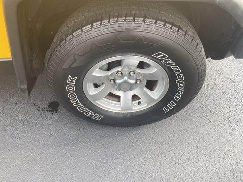 Used 2007 Toyota FJ Cruiser 2WD image 25