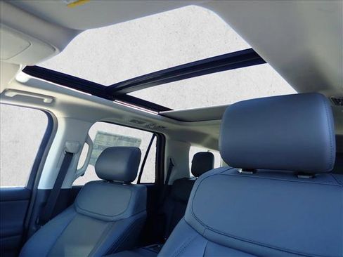 New 2026 Ford Expedition Active AWD/4WD image 14