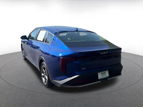 Used 2025 Kia K4 FWD image 10