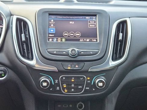 Used 2024 Chevrolet Equinox LT FWD image 22