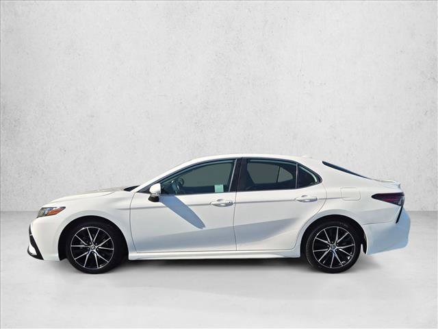Used 2024 Toyota Camry SE FWD image 9