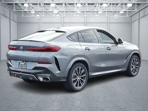 Certified 2026 BMW X6 xDrive40i AWD/4WD image 4