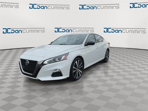 Used 2022 Nissan Altima 2.5 SR image 4