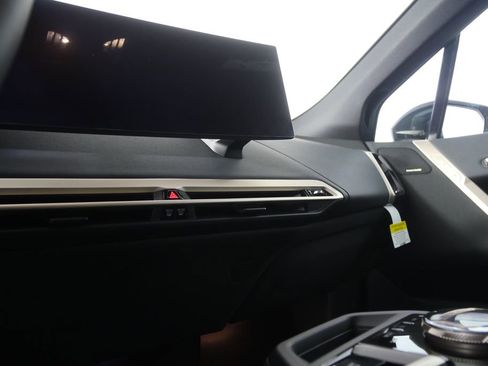 New 2026 BMW iX xDrive45 image 21