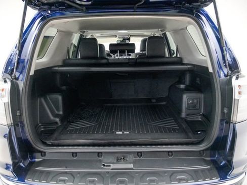 Used 2023 Toyota 4Runner Limited AWD/4WD image 13