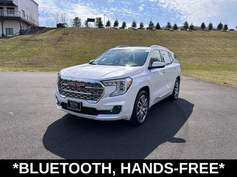 Certified 2023 GMC Terrain Denali image 3