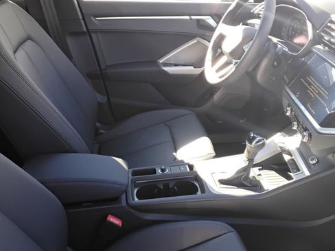 New 2025 Audi Q3 2.0T Premium image 25