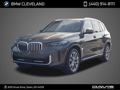 New 2026 BMW X5 xDrive50e w/ Premium Package