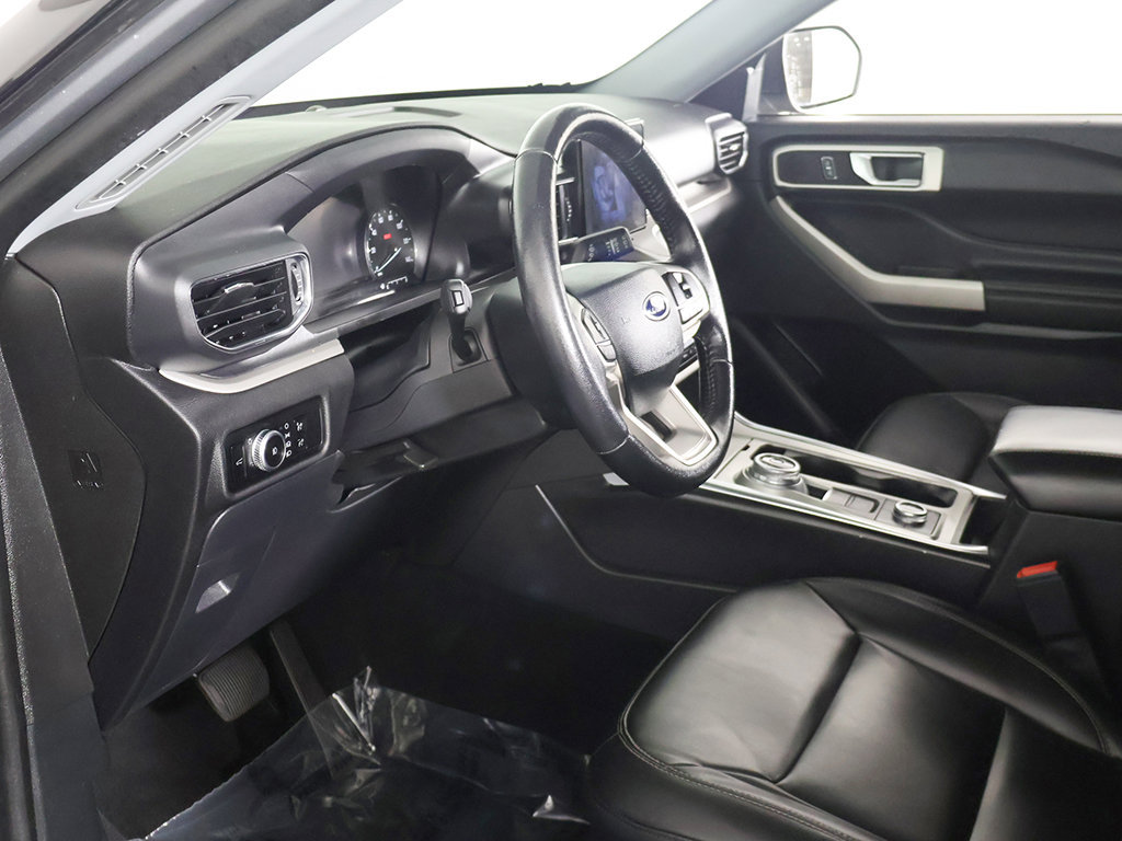 Used 2022 Ford Explorer XLT AWD/4WD image 23