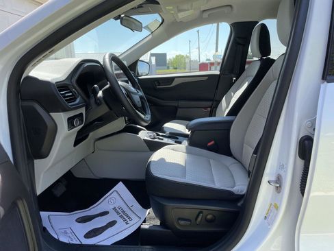 Used 2024 Ford Escape Active w/ Tech Pack #1 AWD/4WD image 10